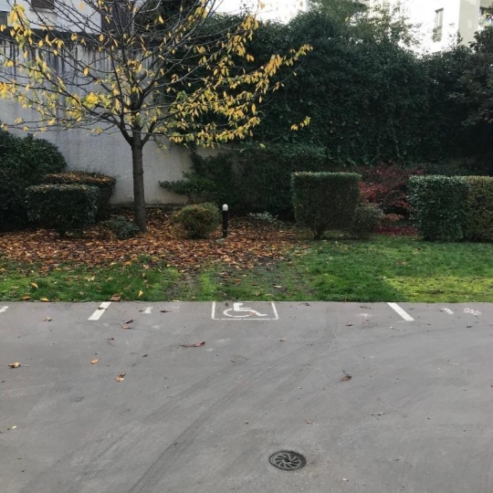  Annonces ST DENIS : Garage / Parking | ISSY-LES-MOULINEAUX (92130) | 0 m2 | 85 &euro; 