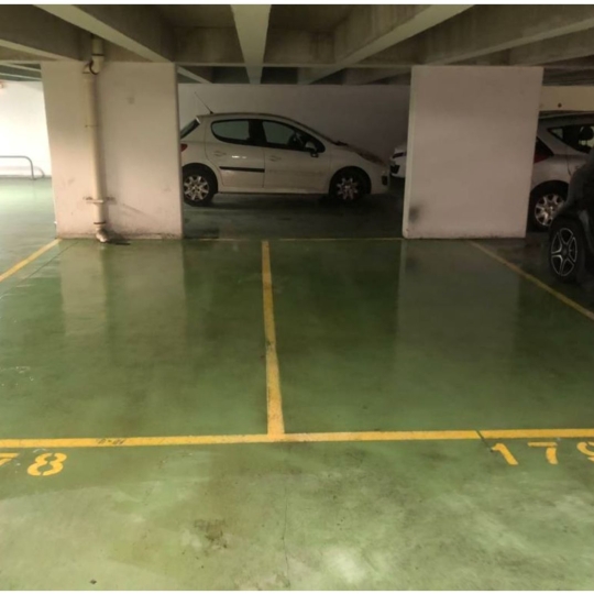 Annonces ST DENIS : Garage / Parking | PARIS (75011) | 12.00m2 | 110 € 