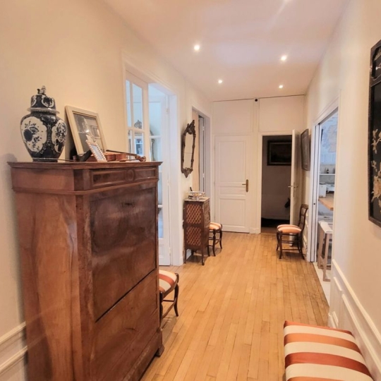  Annonces ST DENIS : Appartement | PARIS (75016) | 116 m2 | 1 200 000 &euro; 
