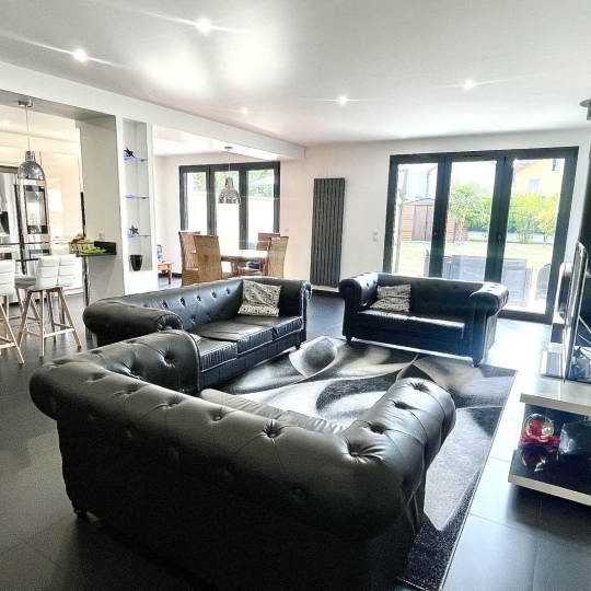  Annonces ST DENIS : Maison / Villa | LIVRY-GARGAN (93190) | 180 m2 | 685 000 &euro; 