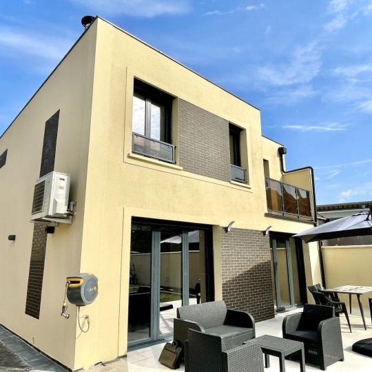  Annonces ST DENIS : Maison / Villa | LIVRY-GARGAN (93190) | 180 m2 | 685 000 &euro; 