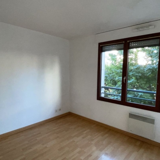  Annonces ST DENIS : Appartement | CHARENTON-LE-PONT (94220) | 20 m2 | 750 &euro; 