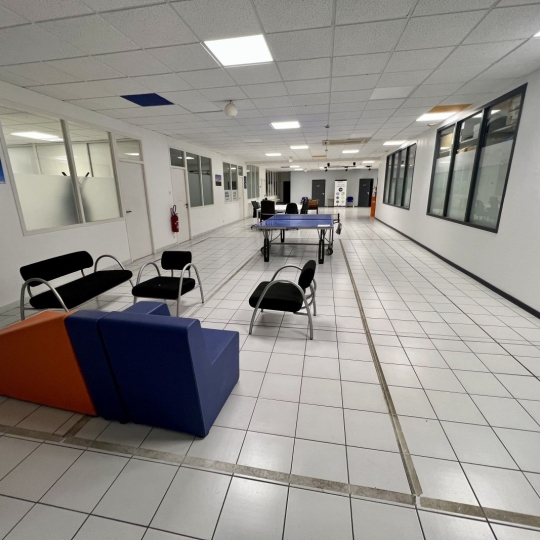  Annonces ST DENIS : Local / Bureau | LES SORINIERES (44840) | 4 090 m2 | 2 995 000 &euro; 