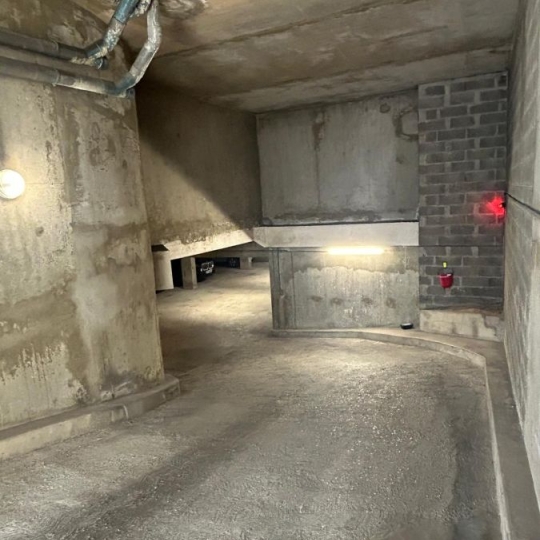  Annonces ST DENIS : Garage / Parking | PARIS (75015) | 12 m2 | 120 &euro; 