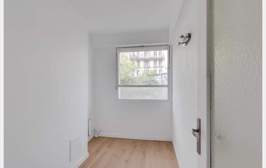 Annonces ST DENIS : Appartement | PARIS (75015) | 60 m2 | 598 000 &euro; 