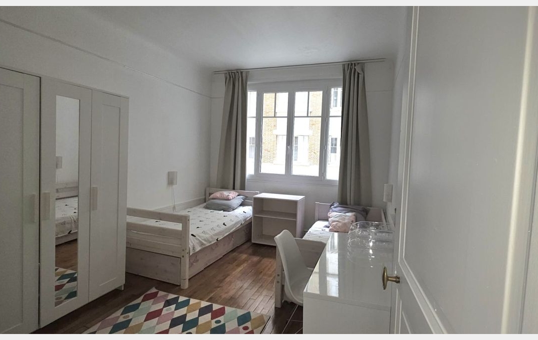 Annonces ST DENIS : Appartement | PARIS (75016) | 78 m2 | 2 500 &euro; 
