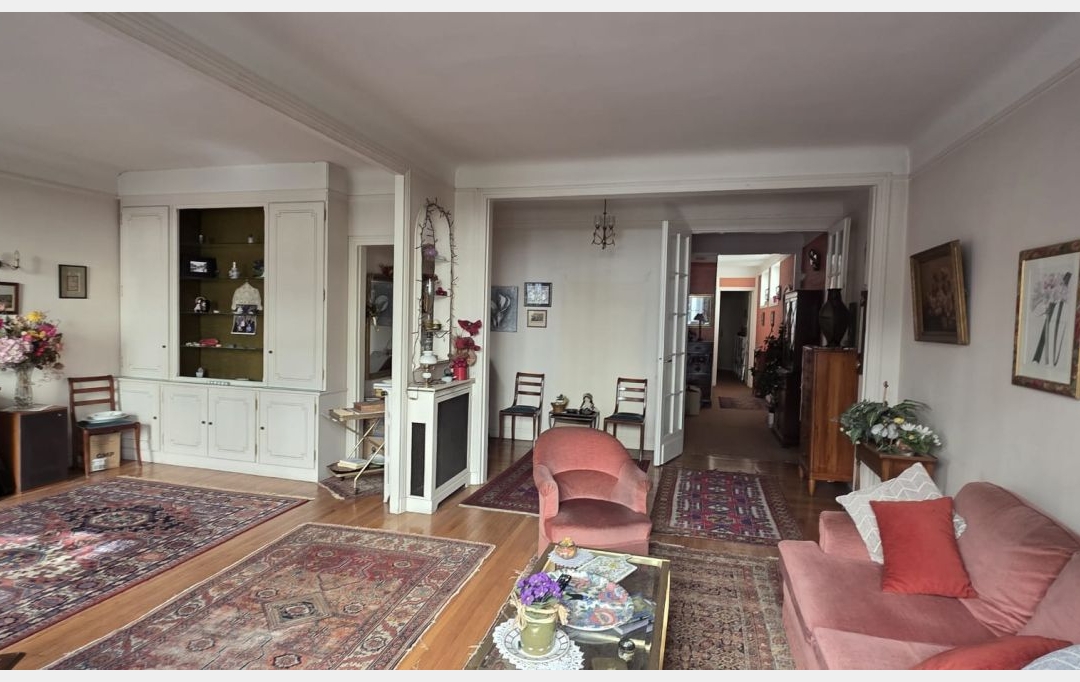 Annonces ST DENIS : Appartement | PARIS (75016) | 104 m2 | 957 000 &euro; 