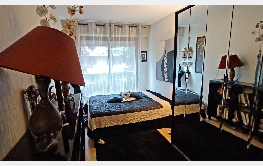 Annonces ST DENIS : Appartement | PARIS (75018) | 46 m2 | 340 200 &euro; 
