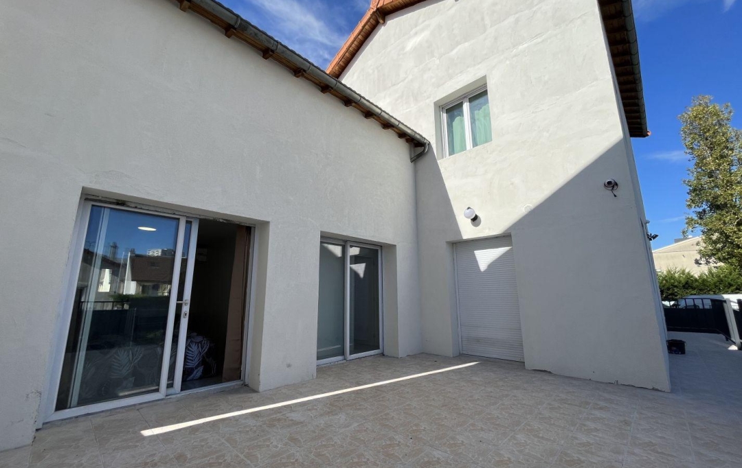 Annonces ST DENIS : Maison / Villa | COLOMBES (92700) | 15 m2 | 700 &euro; 