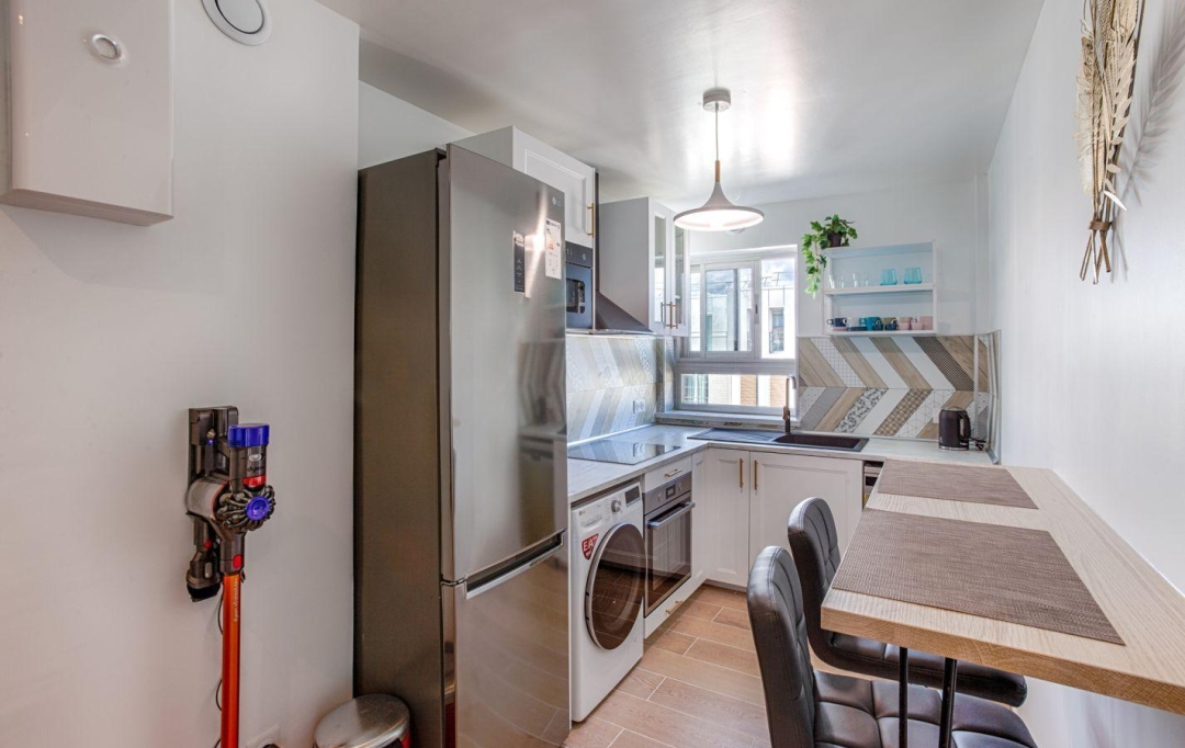 Annonces ST DENIS : Appartement | VANVES (92170) | 10 m2 | 725 &euro; 