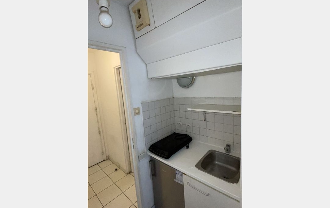 Annonces ST DENIS : Appartement | CHARENTON-LE-PONT (94220) | 20 m2 | 750 &euro; 
