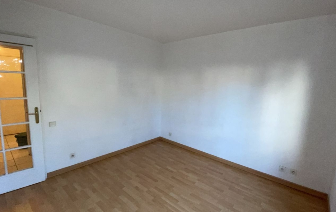 Annonces ST DENIS : Appartement | CHARENTON-LE-PONT (94220) | 20 m2 | 750 &euro; 