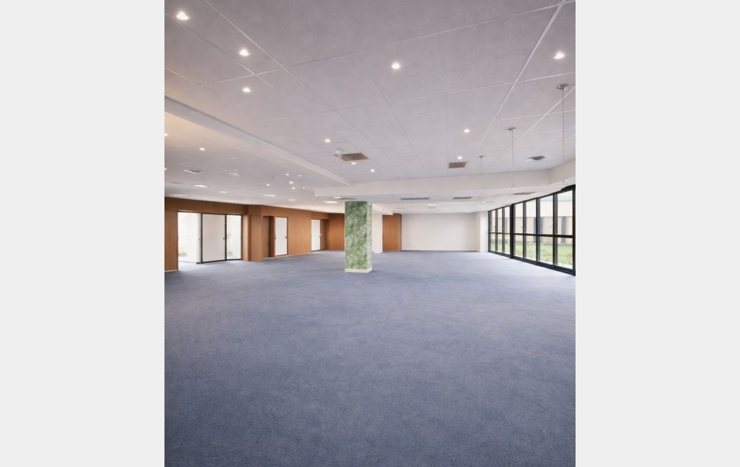 Annonces ST DENIS : Local / Bureau | SAINT-DENIS (93200) | 425 m2 | 4 250 &euro; 