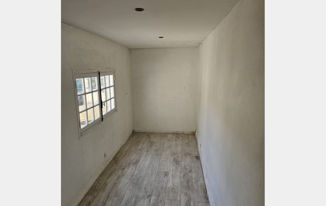 Annonces ST DENIS : Maison / Villa | BAGNOLET (93170) | 42 m2 | 280 000 &euro; 