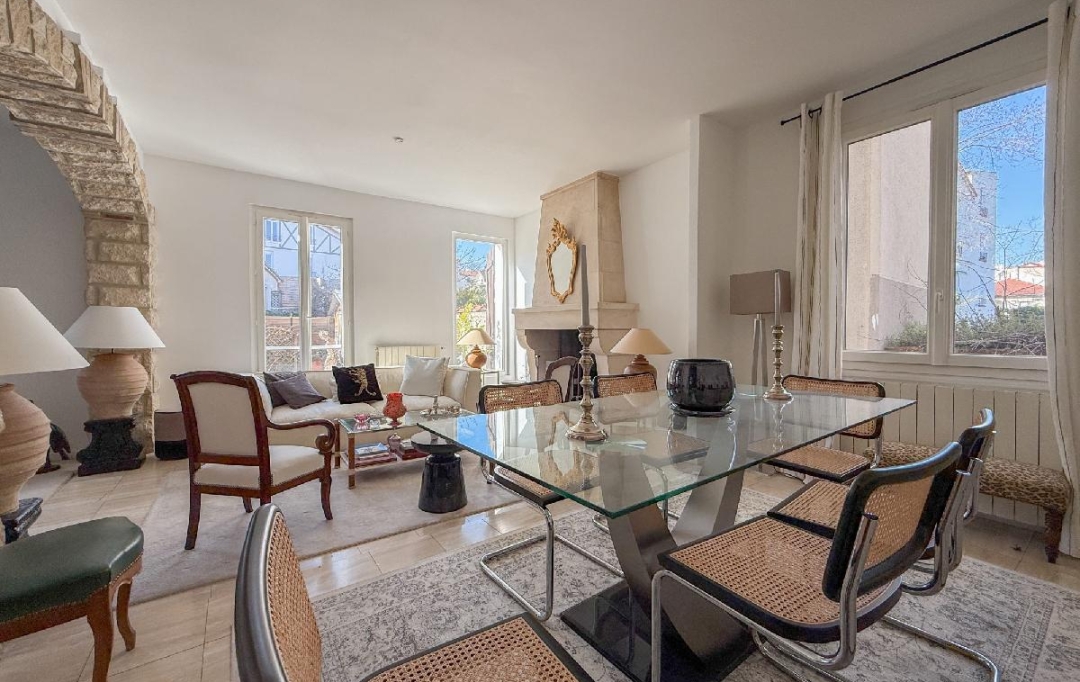 Annonces ST DENIS : Maison / Villa | SAINT-CLOUD (92210) | 97 m2 | 875 000 &euro; 