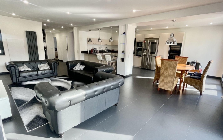 Annonces ST DENIS : Maison / Villa | LIVRY-GARGAN (93190) | 180 m2 | 685 000 &euro; 
