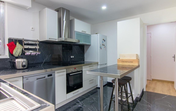 Annonces ST DENIS : Appartement | COURBEVOIE (92400) | 77 m2 | 400 000 &euro; 
